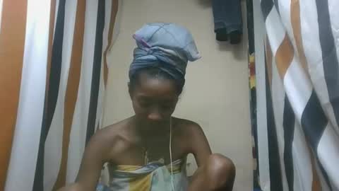 ninaeaa online show from December 2025 08:27:01 PM