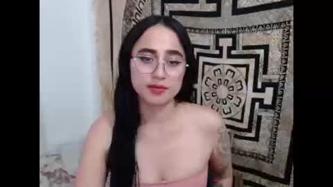 Snapshot of ninakravtz chatting on December 2024 10:12:01 PM N I N A online show from December 2024 10:12:01 PM