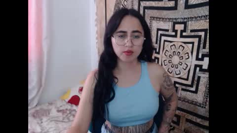 Snapshot of ninakravtz chatting on January 2025 04:00:01 PM N I N A online show from January 2025 04:00:01 PM