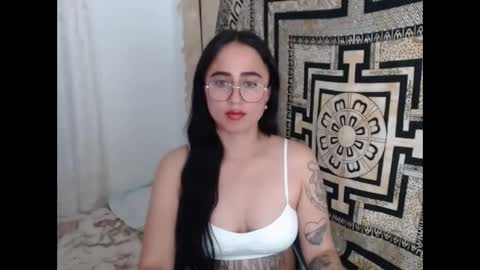Snapshot of ninakravtz chatting on January 2025 11:02:02 PM N I N A online show from January 2025 11:02:02 PM