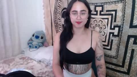 Snapshot of ninakravtz chatting on January 2025 05:52:02 PM N I N A online show from January 2025 05:52:02 PM