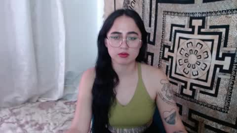 Snapshot of ninakravtz chatting on January 2025 06:41:02 PM N I N A online show from January 2025 06:41:02 PM