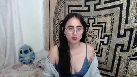 Snapshot of ninakravtz chatting on February 2025 04:14:02 PM N I N A online show from February 2025 04:14:02 PM