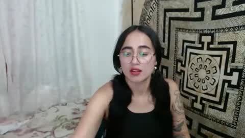 Snapshot of ninakravtz chatting on February 2025 06:48:02 PM N I N A online show from February 2025 06:48:02 PM