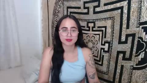 Snapshot of ninakravtz chatting on March 2025 05:24:02 PM N I N A online show from March 2025 05:24:02 PM