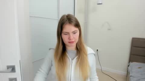 ninarihh online show from March 2025 10:57:01 AM