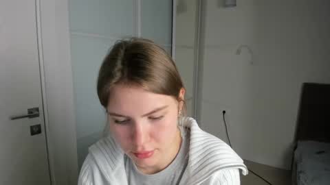 ninarihh online show from March 2025 05:24:02 PM