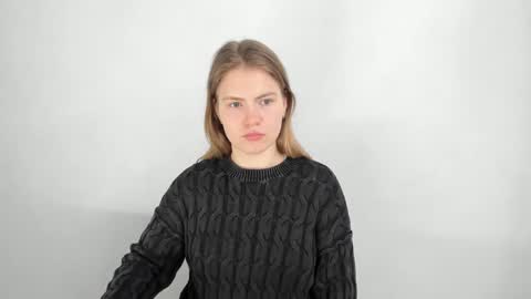 ninarihh online show from March 2025 09:44:02 AM