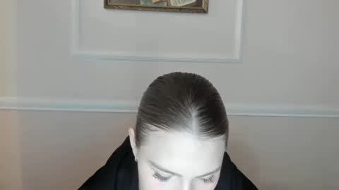 ninarihh online show from November 2025 11:35:01 AM