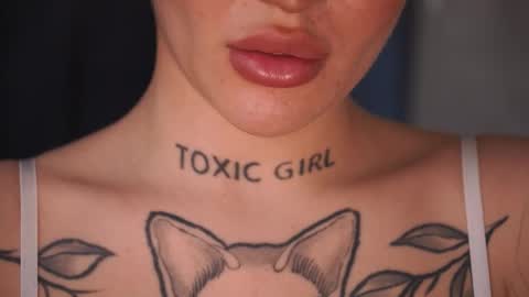 Snapshot of ninasuzuki chatting on February 2026 12:15:02 PM ninasuzuki online show from February 2026 12:15:02 PM