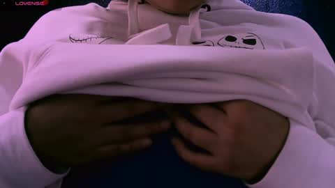 Nina online show from December 2024 03:33:02 PM