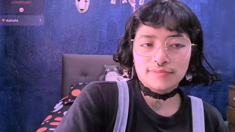 Nina online show from November 2025 02:06:02 PM