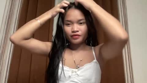 nini_luvskorn online show from June 2026 10:51:02 AM