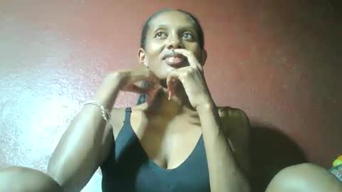 Snapshot of ninie246746 chatting on March 2025 12:31:02 PM ninie246746 online show from March 2025 12:31:02 PM