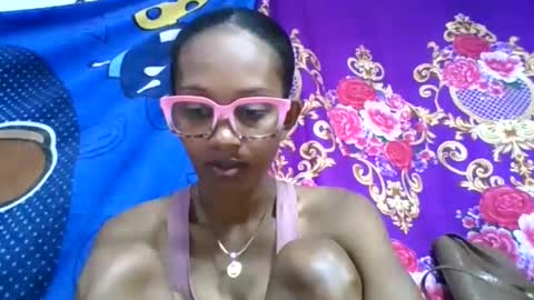 Snapshot of ninie246746 chatting on May 2026 04:51:02 AM ninie246746 online show from May 2026 04:51:02 AM