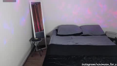 Snapshot of ninimoon chatting on December 2024 05:49:02 AM Ninimoon online show from December 2024 05:49:02 AM