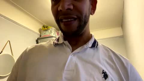 Snapshot of ninolindo919 chatting on September 2025 03:45:01 PM ninolindo919 online show from September 2025 03:45:01 PM