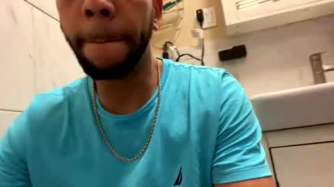 Snapshot of ninolindo919 chatting on March 2026 12:11:01 PM ninolindo919 online show from March 2026 12:11:01 PM