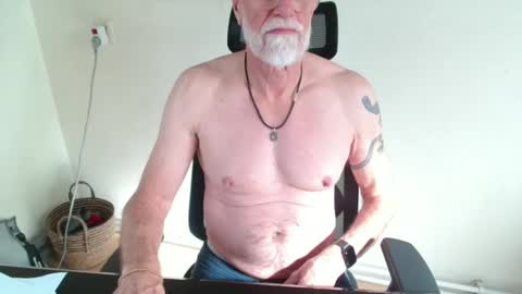 Snapshot of nipplesilverdad55 chatting on October 2025 09:54:01 AM nipplesilverdad55 online show from October 2025 09:54:01 AM