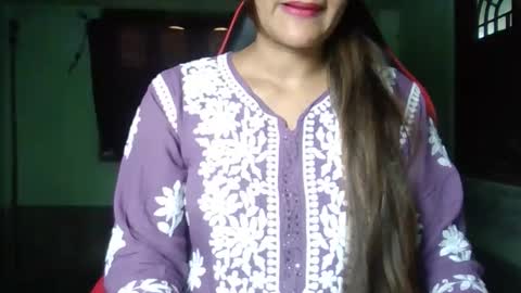 Nishu online show from October 2025 09:42:01 AM