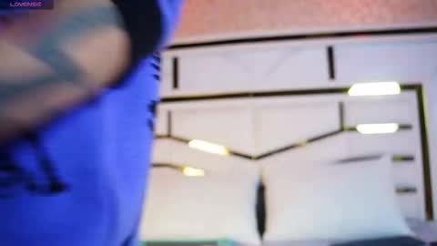 Nixx  online show from February 2026 03:05:02 AM