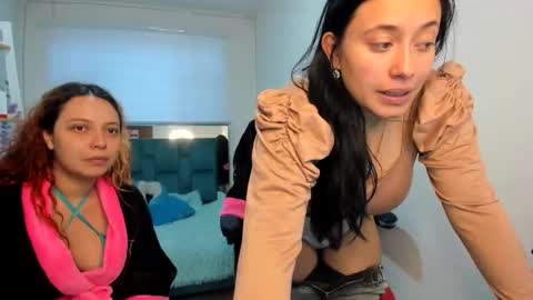 nixy_fresa online show from October 2025 11:29:01 AM