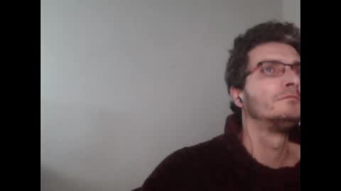 Snapshot of nmcandeias chatting on February 2025 02:05:02 AM Nuno online show from February 2025 02:05:02 AM