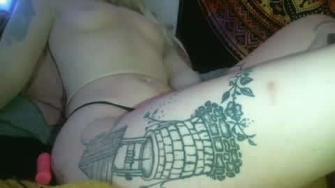 Leah online show from February 2025 01:42:02 PM