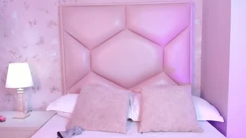   ambarsulliva  online show from October 2025 11:41:02 AM