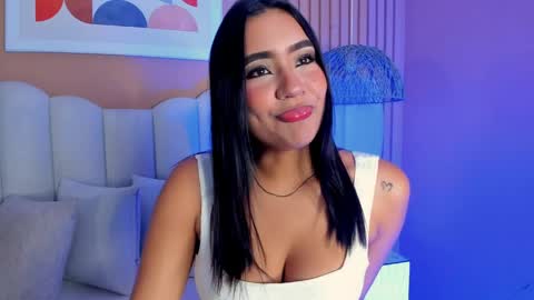 Snapshot of noa_moon chatting on May 2026 03:03:02 AM Noa online show from May 2026 03:03:02 AM