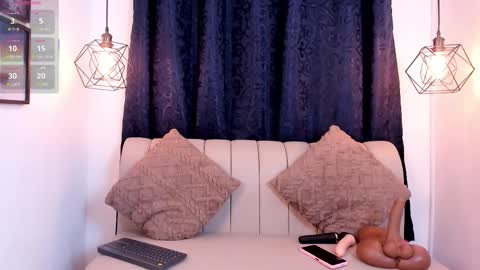 Snapshot of noa_morena chatting on October 2025 12:17:02 PM NATHALIA MORENO online show from October 2025 12:17:02 PM