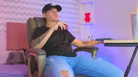 NOAH  online show from January 2025 06:24:02 AM