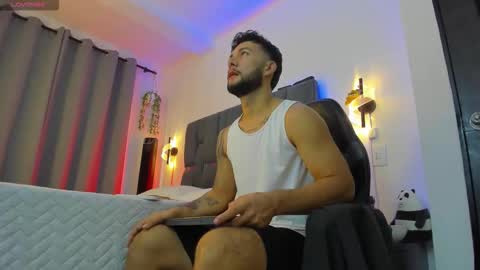 Snapshot of noah_corvelle chatting on January 2026 02:10:01 PM NOAH online show from January 2026 02:10:01 PM