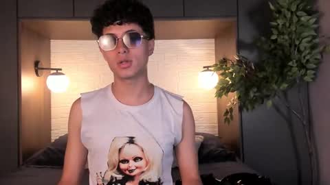 noah_dupont_ online show from September 2025 07:47:01 PM