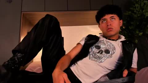 noah_dupont_ online show from September 2025 12:14:01 AM