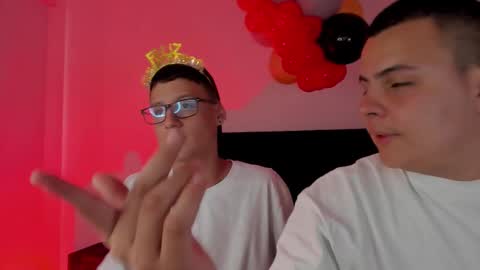 Noah Jayden online show from September 2025 07:28:01 PM