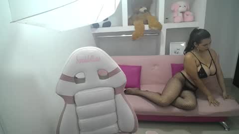 Snapshot of noah_jhonson__ chatting on January 2025 01:13:02 PM Noah online show from January 2025 01:13:02 PM