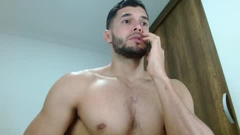 Snapshot of noah_jhonsonn chatting on October 2025 11:34:02 AM Noah online show from October 2025 11:34:02 AM