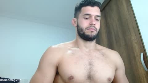 Snapshot of noah_jhonsonn chatting on November 2025 11:32:02 AM Noah online show from November 2025 11:32:02 AM