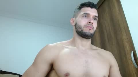 Snapshot of noah_jhonsonn chatting on November 2025 11:43:02 AM Noah online show from November 2025 11:43:02 AM