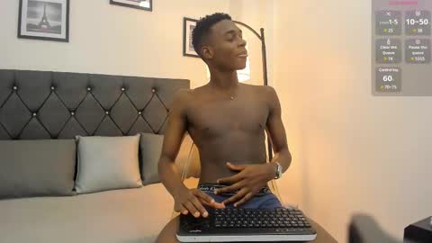 Snapshot of noah_johes chatting on February 2025 03:35:01 AM noah_johes online show from February 2025 03:35:01 AM