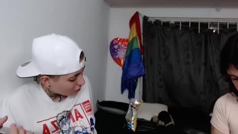 Snapshot of noah_martini chatting on January 2025 01:18:02 AM noah hehim online show from January 2025 01:18:02 AM