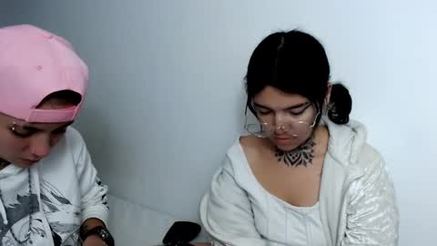 Snapshot of noah_martini chatting on February 2025 11:51:02 PM noah hehim online show from February 2025 11:51:02 PM