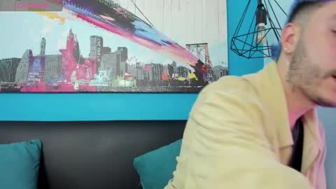 Snapshot of noah_ricci_ chatting on January 2025 12:01:02 PM online show from January 2025 12:01:02 PM