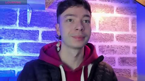 Snapshot of noah_ricci_ chatting on September 2025 12:39:01 PM online show from September 2025 12:39:01 PM