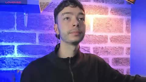 Snapshot of noah_ricci_ chatting on September 2025 12:41:01 PM online show from September 2025 12:41:01 PM