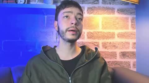 Snapshot of noah_ricci_ chatting on November 2025 12:06:01 PM online show from November 2025 12:06:01 PM