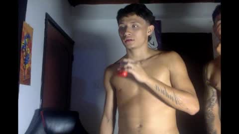 Snapshot of noah_sins_ chatting on May 2026 06:42:01 AM noah_sins_ online show from May 2026 06:42:01 AM