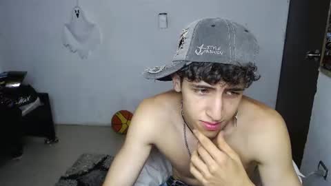 Snapshot of noah_sokolov_ chatting on July 2026 06:20:01 PM Kervs online show from July 2026 06:20:01 PM
