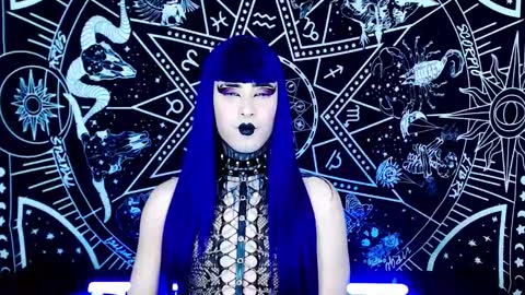 caroline online show from November 2025 02:43:02 AM